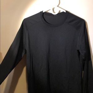 Lululemon plain black long sleeve tee